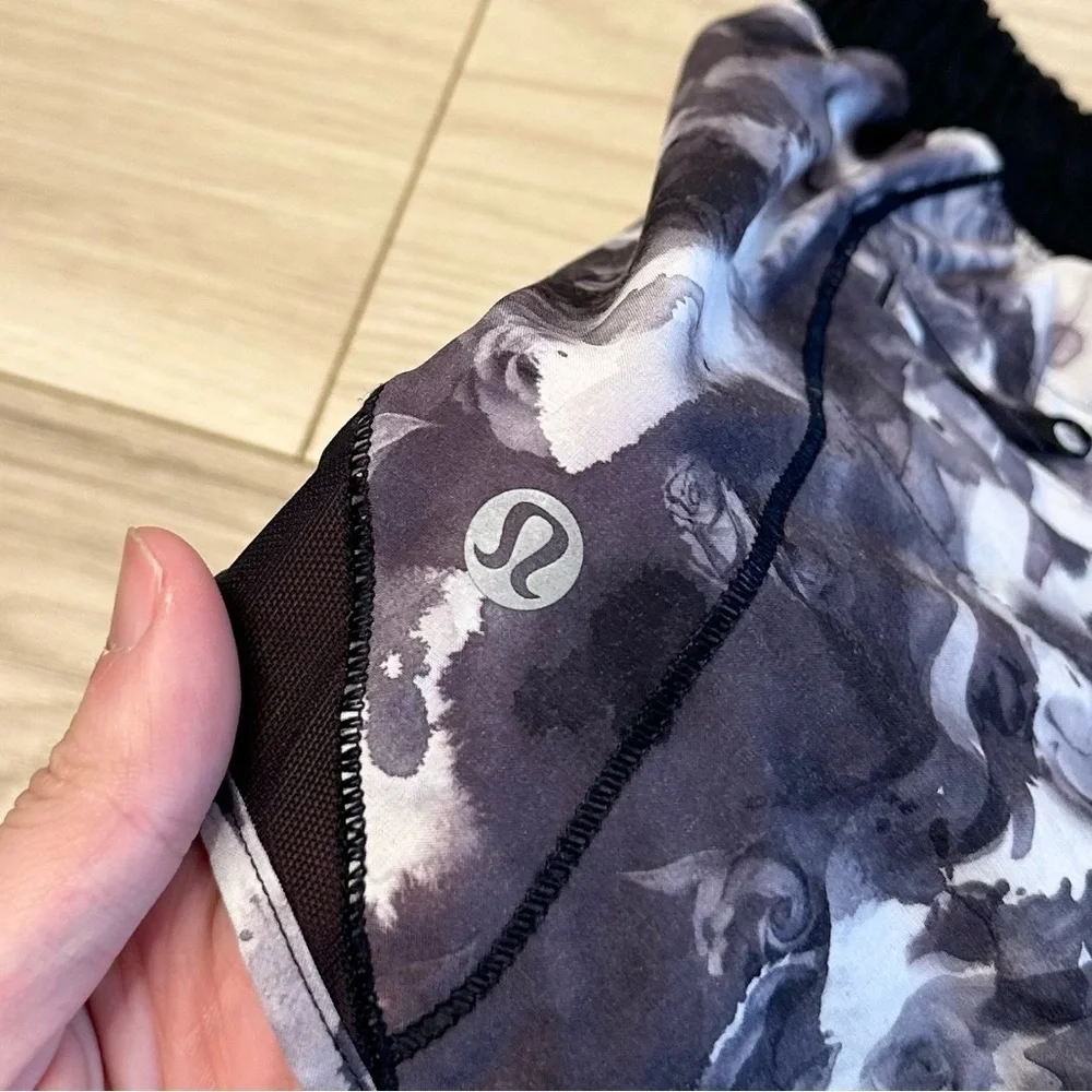 Lululemon Women’s Hotty Hot Athletic Short